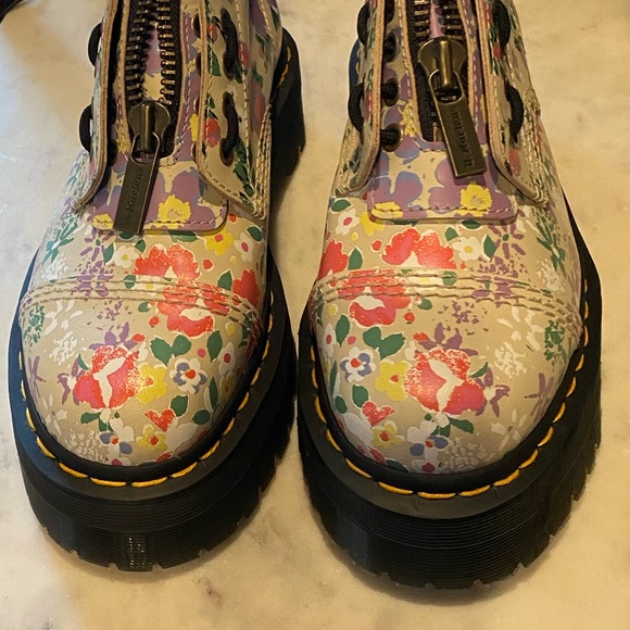 Dr Martens Floral boots - Picture 5 of 11